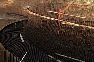 鹤岗砼烟囱新建施工现场