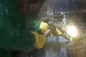 鹤岗消防水池堵漏施工视频